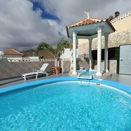 Ocean View, Air-condition, Swimming Pool Vila *